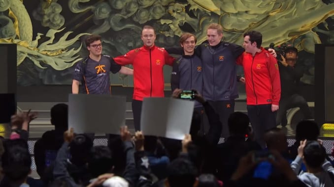 Group Stage Day 5: Fnatic goes from 0-4 to 2nd Seed